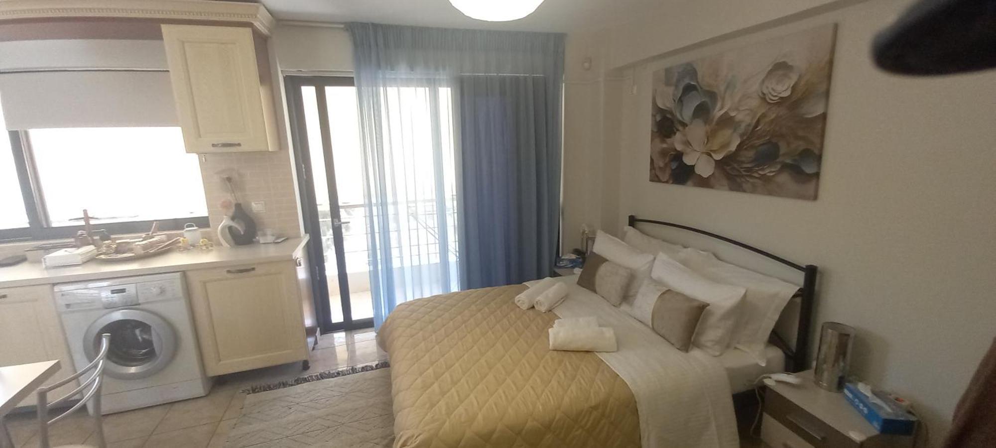 Lavrio Center - Thanasis' Studio エクステリア 写真