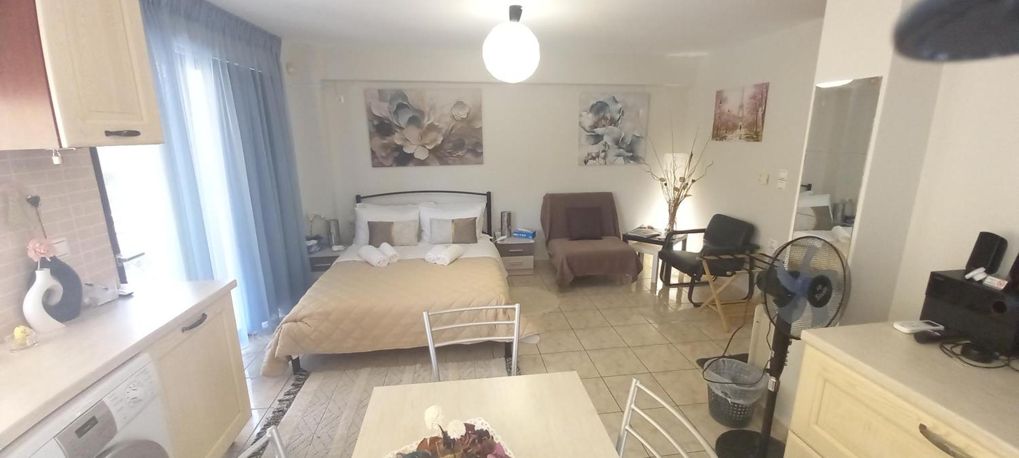Lavrio Center - Thanasis' Studio エクステリア 写真